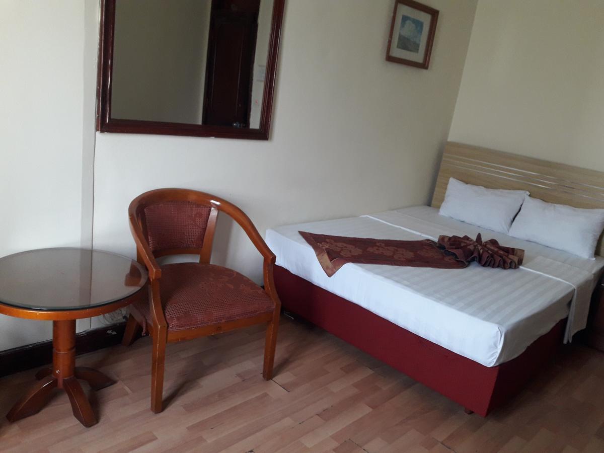 Hanoi Golden Moon Guest House & Travel Exteriör bild