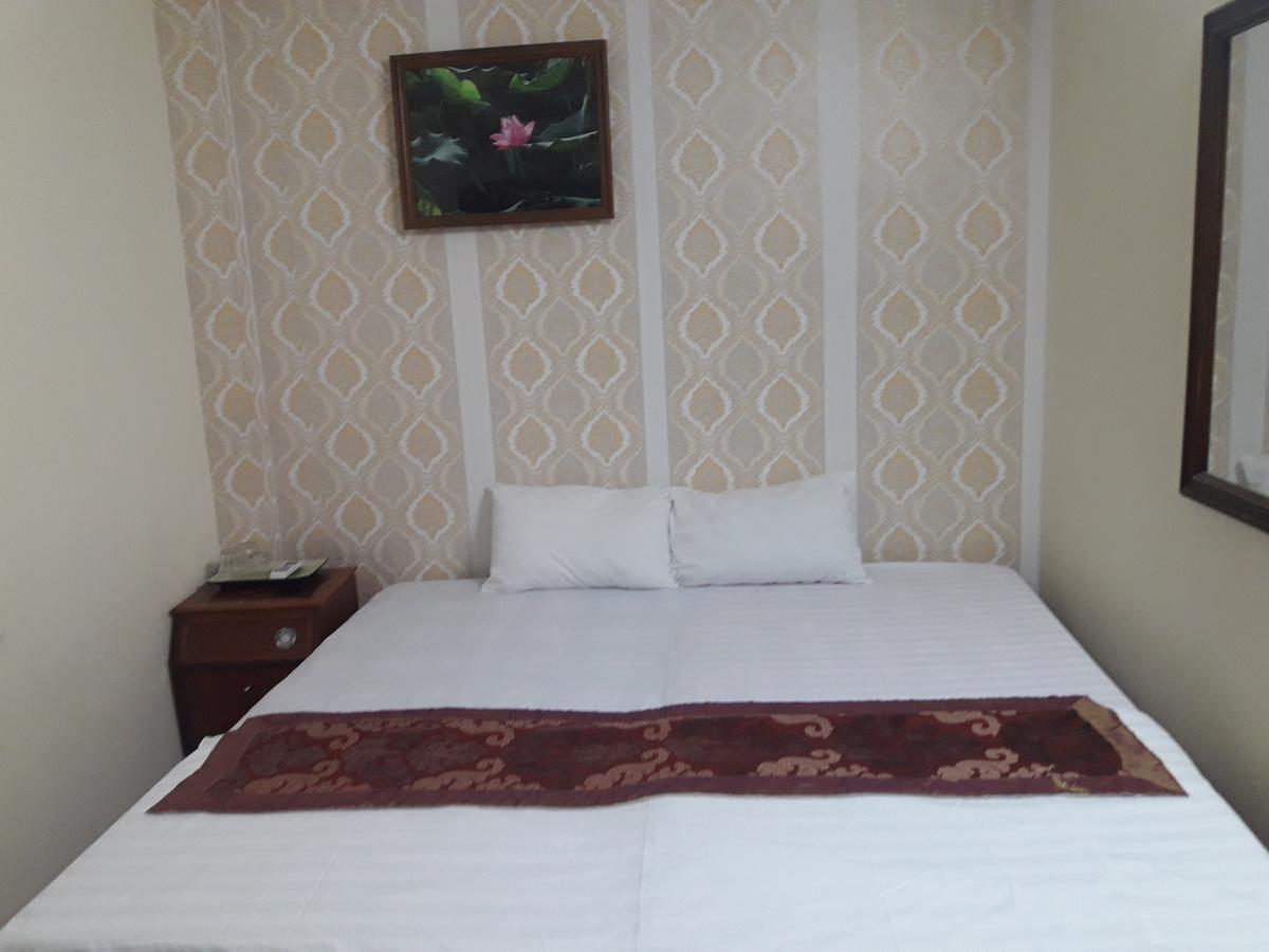 Hanoi Golden Moon Guest House & Travel Exteriör bild